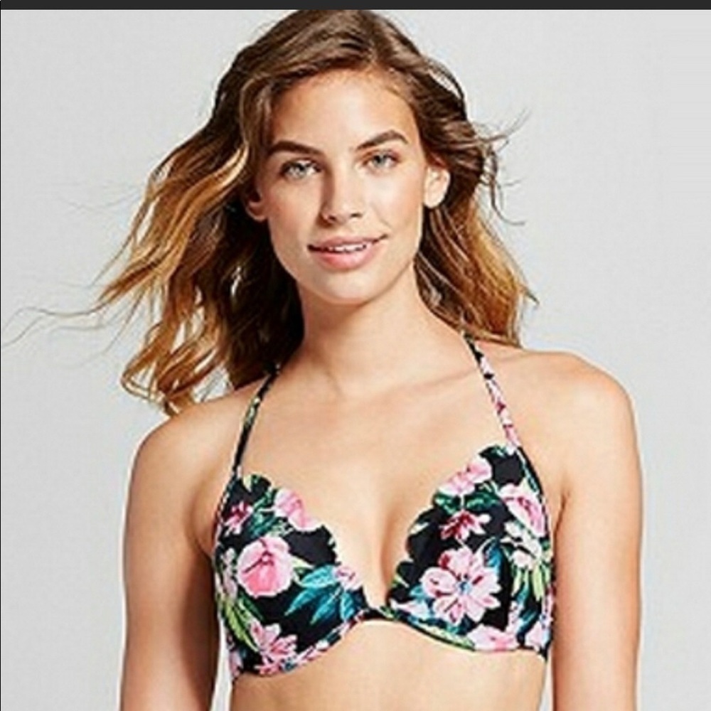 - Shade‎ Shore bikini top floral black
